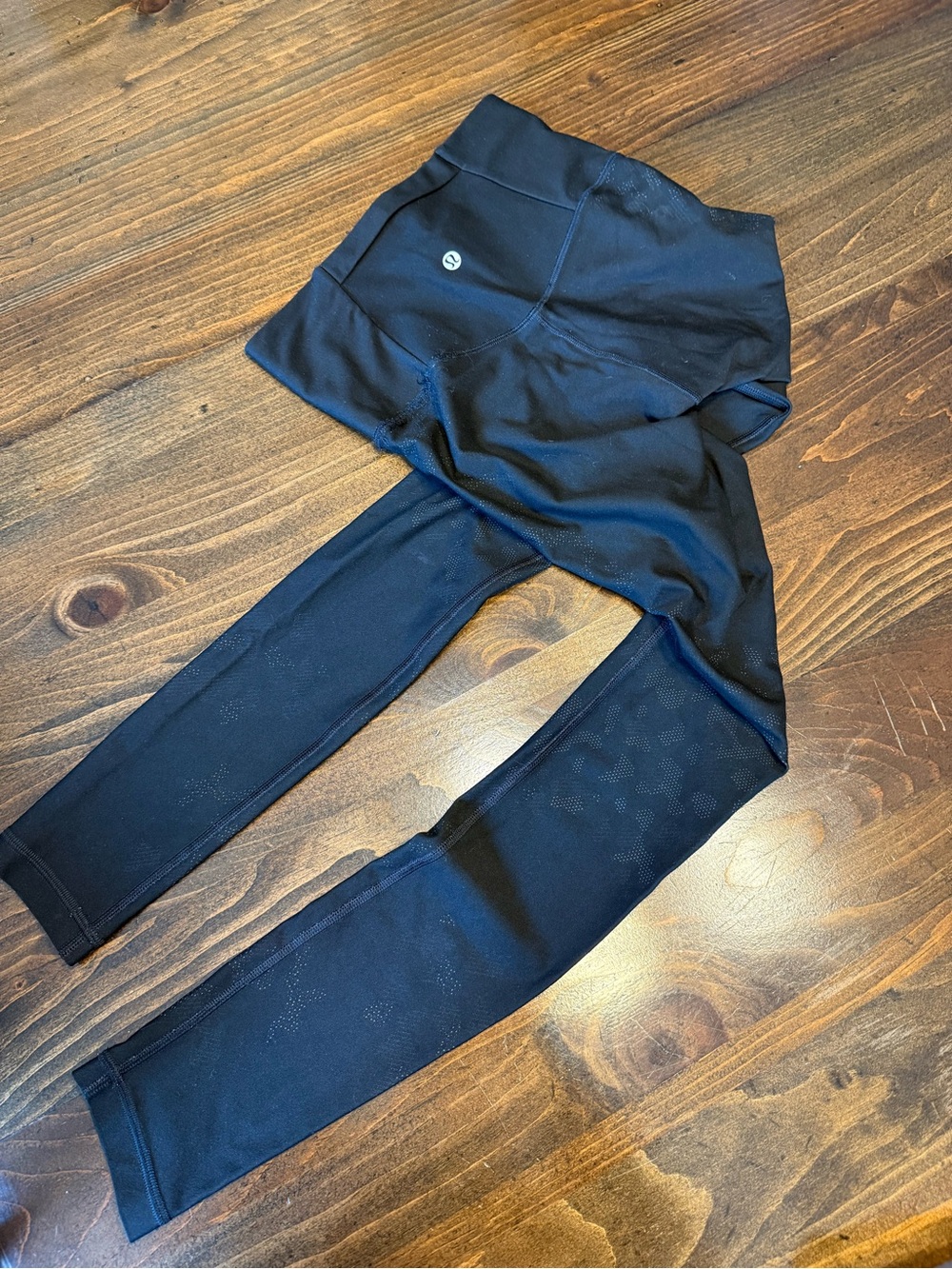 lululemon Size 4 Black Athletic Leggings